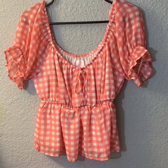 Pink and white plaid blouse with puffy sleeves. SIZE: M - Picture 1 of 3